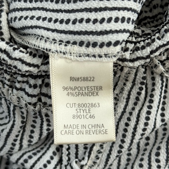 Max Studio V-Neck Smocked Waist Jumpsuit | X-Small - Picture 3 of 7